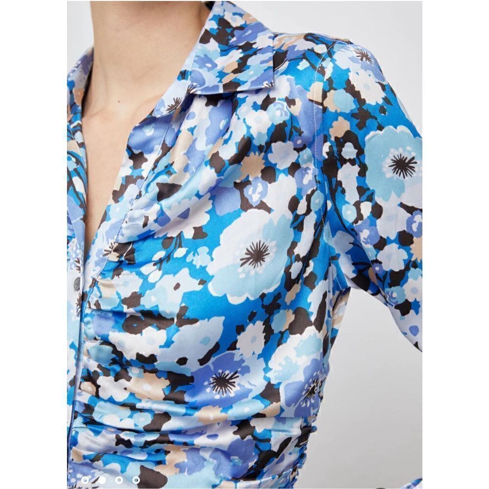 Rails Lisa Top in Blue Zinnia Button Up NWOT Size… - image 2